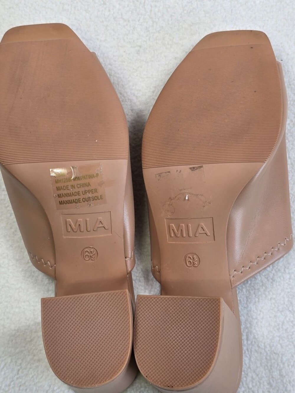 NEW MIA Womens Peep Toe Block Heel Mules Size 6.5 Beige - Picture 6 of 6